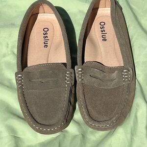 Women's Suede Loafers - Olive Green